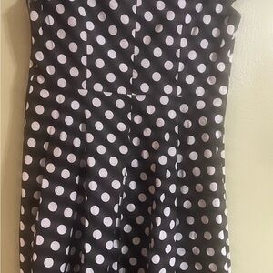 Nicely Worn Polka Dot dress - Black and White. Size XXL (Fits like an XL)